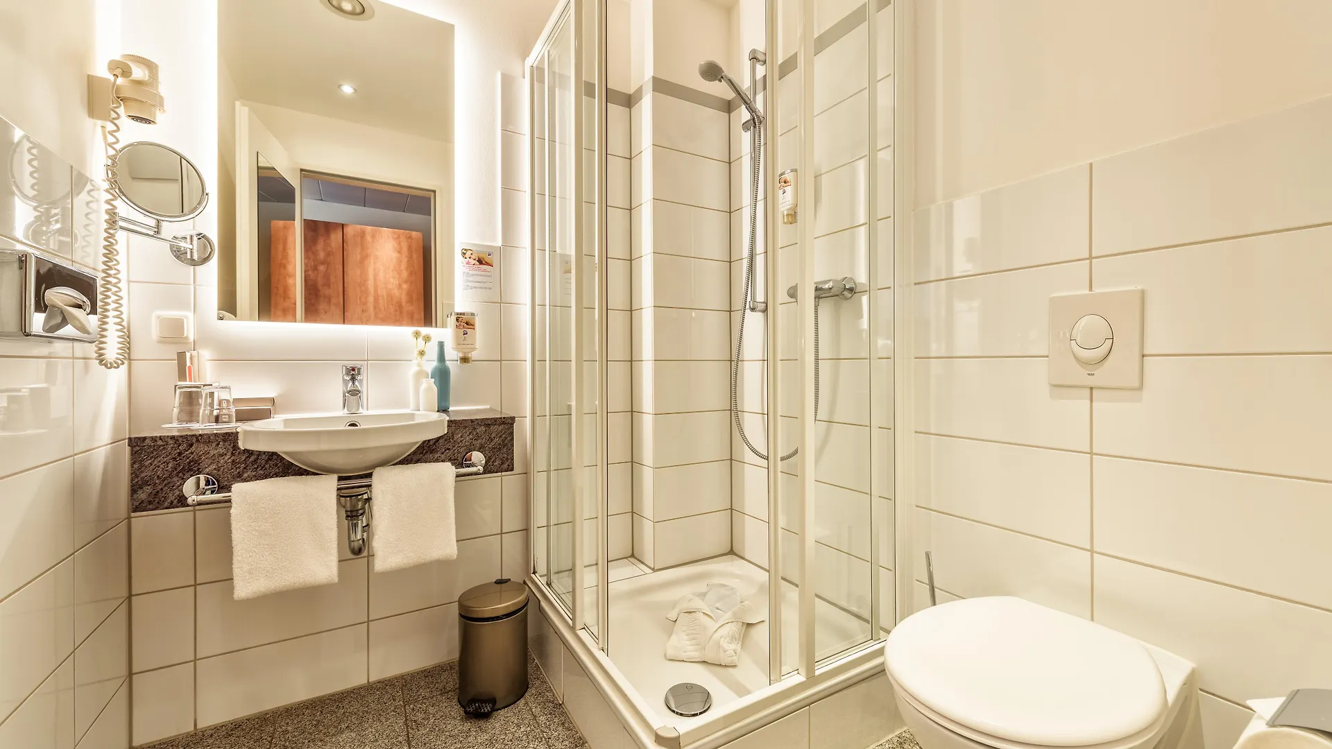 Cityclass Hotel Am Dom كولونيا